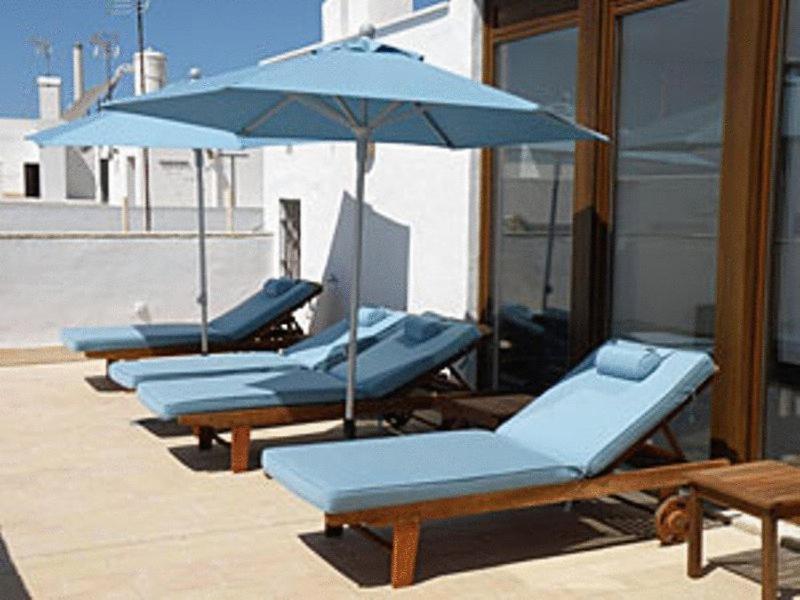 Hostal Extramuros โกนิล เด ลาฟรอนเตรา ภายนอก รูปภาพ