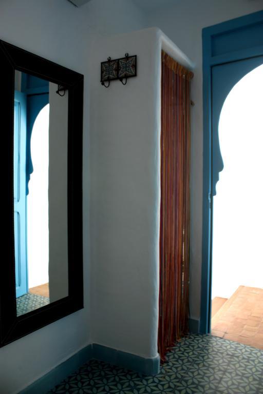 Hostal Extramuros โกนิล เด ลาฟรอนเตรา ภายนอก รูปภาพ